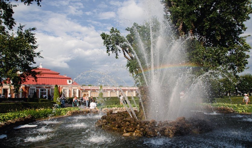 Петергоф и Кронштадт - Индивидуальные (VIP) экскурсии и туры от 3600 рублей