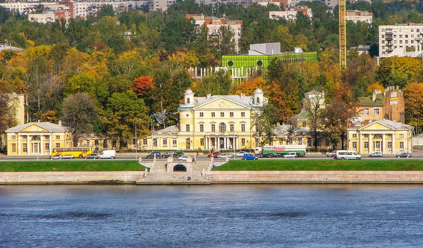 Переплетение судеб: Шуваловы, Воронцовы, Дашковы — фото № 3 — Фотобанк Лори / Сергей Афанасьев Переплетение судеб: Шуваловы, Воронцовы, Дашковы — автобусная экскурсия