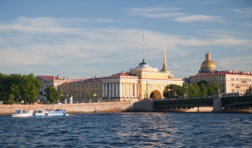Обзорная экскурсия по Неве и Северным островам – водные обзорные от 1600 рублей Обзорная экскурсия по Неве и Северным островам – водные обзорные от 1600 рублей