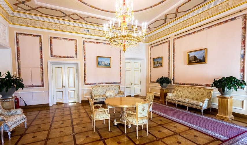 Стрельна. Константиновский дворец — Индивидуальные (VIP) экскурсии и туры от 2300 рублей