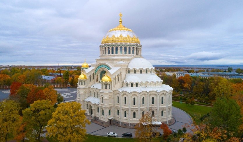 Классический Санкт-Петербург (5 дней с понедельника, октябрь-апрель) – фото №4 – Виктор Карасев / Фотобанк Лори Классический Санкт-Петербург (5 дней с понедельника, октябрь-апрель) – туры в Санкт-Петербург от 11320 рублей