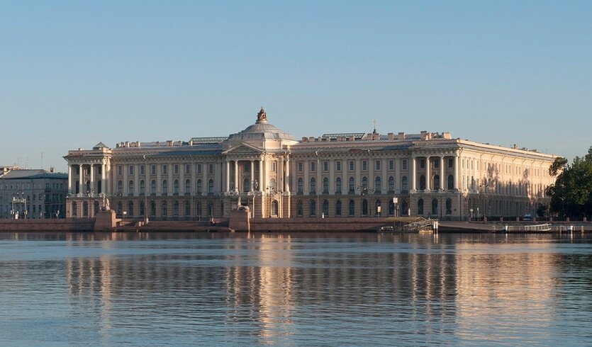 Академия трех знатнейших художеств: живописи, скульптуры и архитектуры (для групп) — Интерьерные