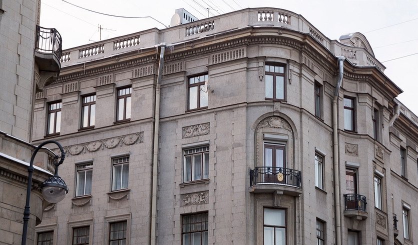 Великая революция — фото № 2 — Фотобанк Лори / Мария Дудакова  Великая революция — автобусная экскурсия