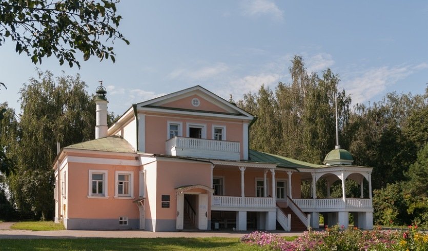 Поэт. Писатель. Драматург (Рязань-Константиново-Тула-Ясная Поляна-Озёры-Мелихово-Чехов) — экскурсия для заказных групп от 13100 рублей