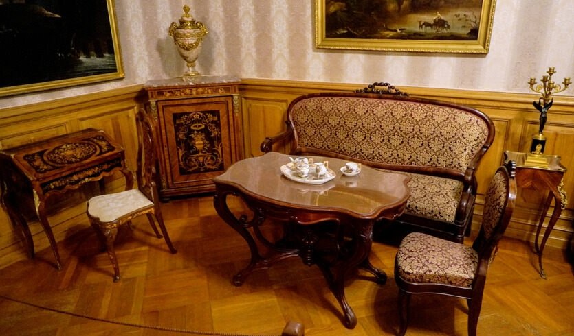 Румянцевский особняк: экскурсия + литературно-музыкальная композиция «Красная Герцогиня» (для групп) — Интерьерные