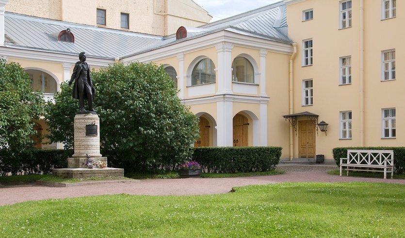 Музей-квартира А.С. Пушкина – экскурсии и программы для детей от 2200 рублей