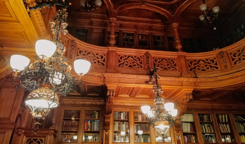 Интерьеры Владимирского дворца – выпускные вечера для 11 класса от 9300 рублей