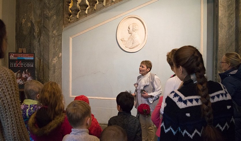 Дети в музее — Сборные экскурсии для школьников в Санкт-Петербурге Дети в музее — Сборные экскурсии для школьников в Санкт-Петербурге