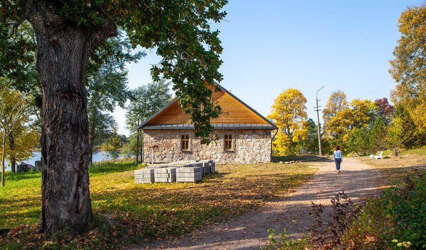 Традиции и быт Лужского уезда — Автобусные загородные