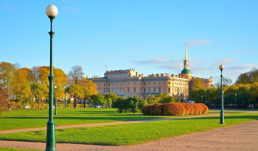 «Ищите женщину!» Легко ли быть музой? – Пешеходные экскурсии от 600 рублей