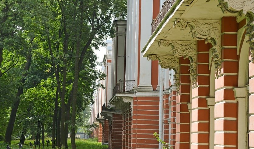 Вузы Петербурга — профориентационный тур для старшеклассников — фото № 4 — Фотобанк Лори / Александр Алексеев Вузы Петербурга — профориентационный тур для старшеклассников — Туры в Санкт-Петербург для школьников от 7000 руб.