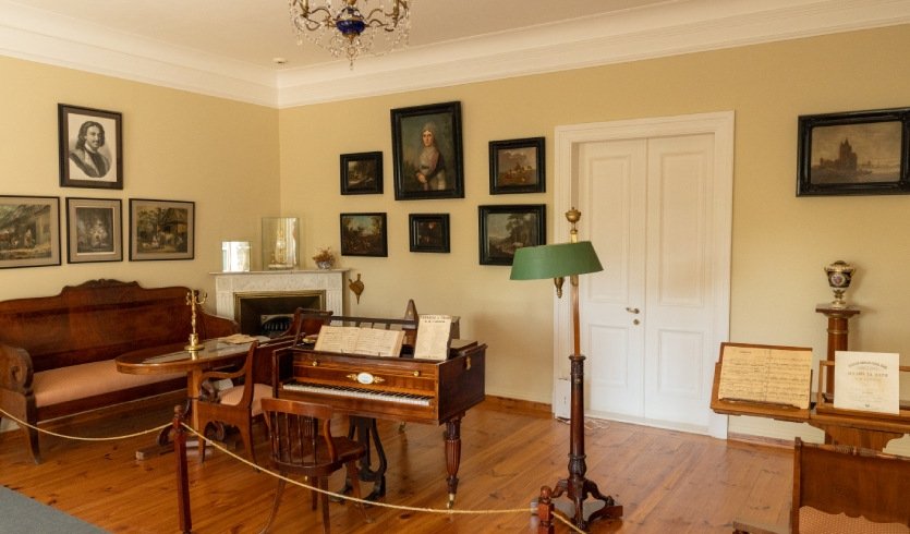 Пушкинские горы (для заказных групп) – автобусные экскурсии для организованных групп от 8650 рублей