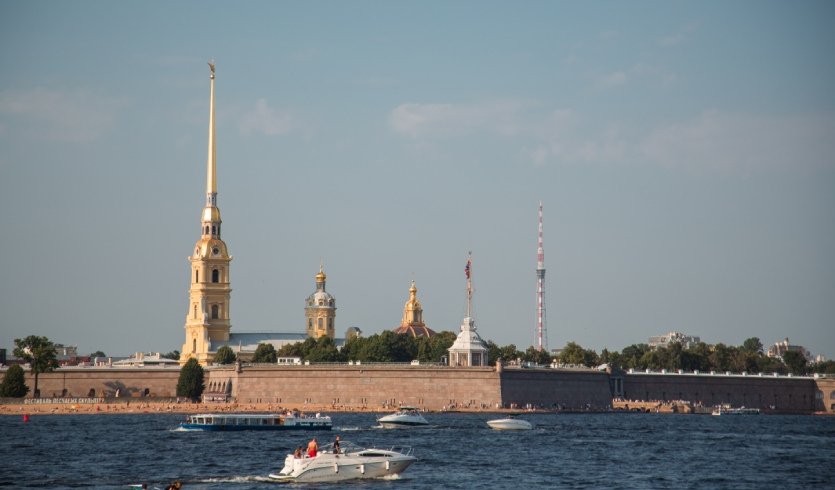 Петропавловская крепость – водные экскурсии по рекам и каналам от 1000 рублей Петропавловская крепость – водные экскурсии по рекам и каналам от 1000 рублей