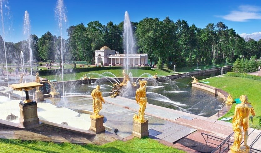 Классический Санкт-Петербург (7 дней с понедельника, апрель-октябрь) – фото №1 – Фотобанк Лори Классический Санкт-Петербург (7 дней с понедельника, апрель-октябрь) – туры в Санкт-Петербург от 18990 рублей