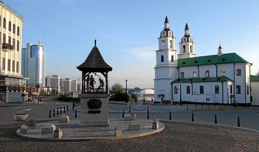  Площадь Свободы – Туры и круизы из Петербурга от 12100 рублей