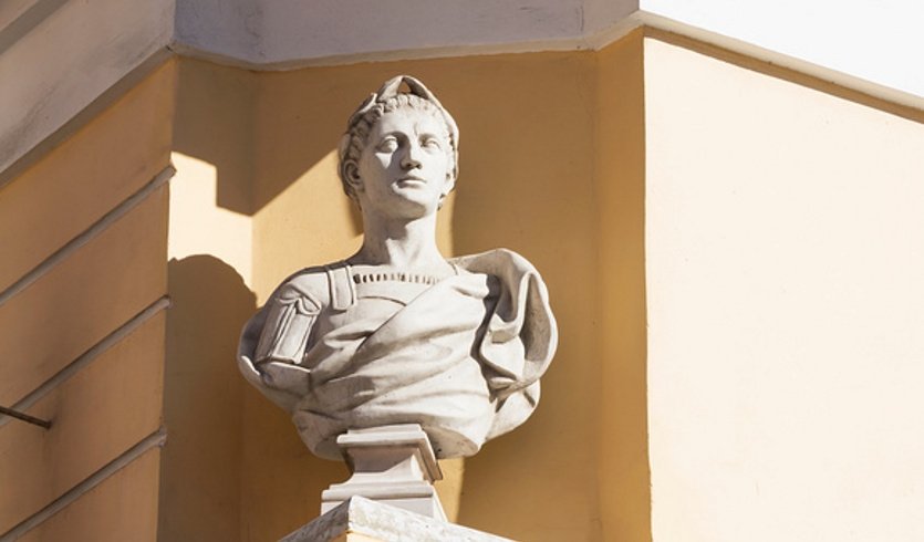 Особняк Бобринских (для заказных групп) — Дворцы и особняки