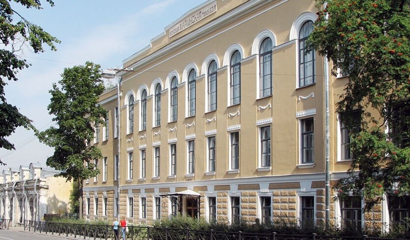 Анна Ахматова в Петербурге и Царском Селе (для групп) – автобусные экскурсии для организованных групп