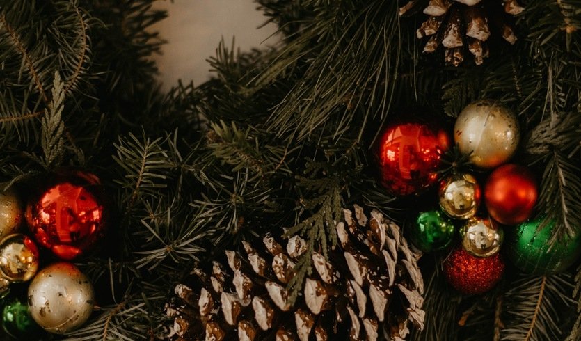 Ёлочные игрушки — Сборные экскурсии для школьников в Санкт-Петербурге Ёлочные игрушки — Сборные экскурсии для школьников в Санкт-Петербурге