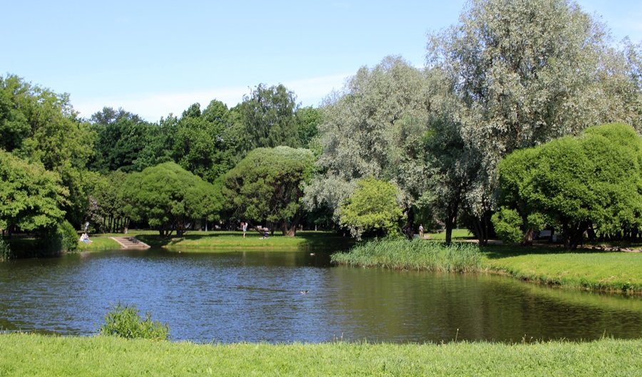 Сад памяти жертв расстрела 1905 года – пешеходные экскурсии от 1100 рублей