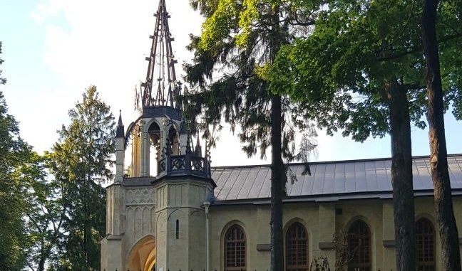 Тайны Шуваловского парка с посещением дворца Воронцовых - Дашковых  – пешеходные экскурсии для заказных групп от 530 рублей