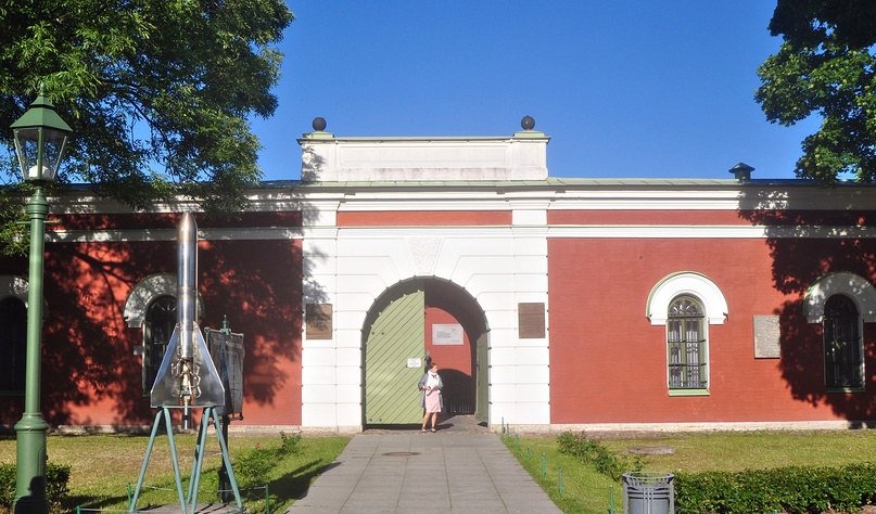 Вход в музей космонавтики и ракетной техники им. В.П.Глушко — экскурсии для школьников от 500 рублей