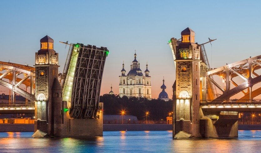 Классический Санкт-Петербург (10 дней, июнь-август) – фото №5 Фотобанк Лори Классический Санкт-Петербург (10 дней, июнь-август) – туры в Санкт-Петербург от 29730 рублей