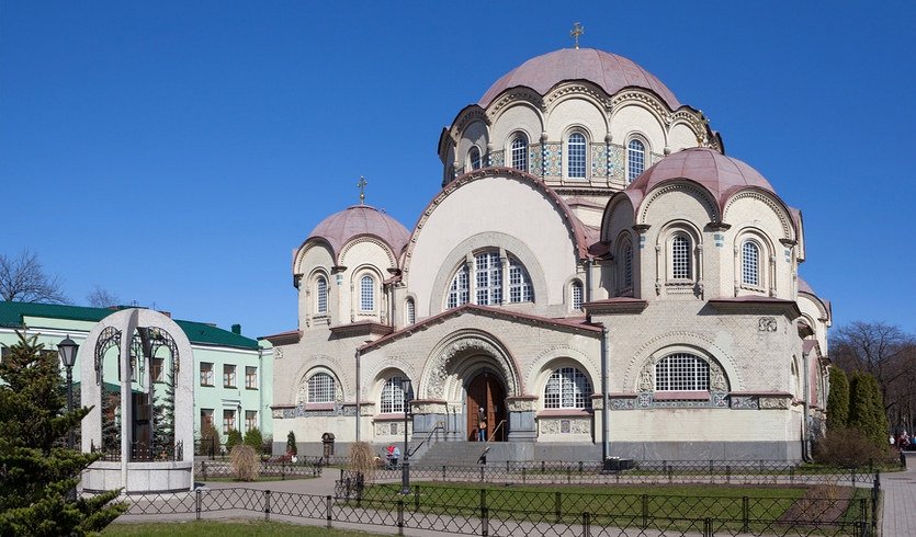 Монастыри и подворья Петербурга — автобусная экскурсия