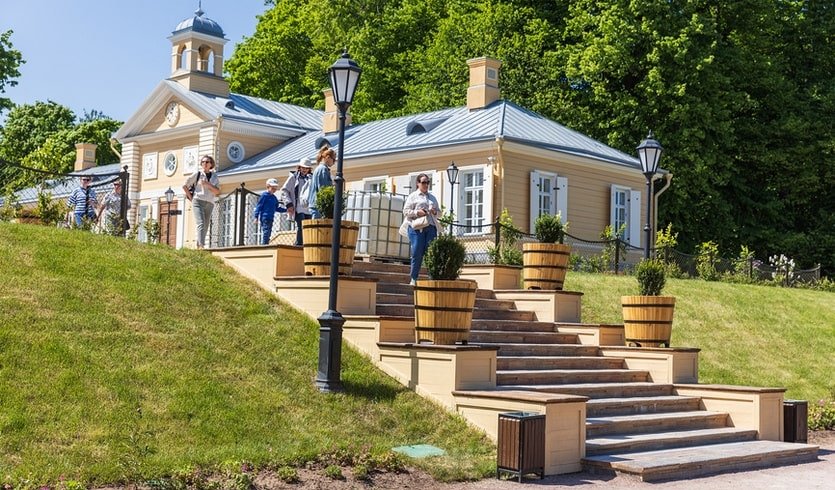 Усадьба в парке Монрепо – сборные туры в Санкт-Петербург от 15600 рублей