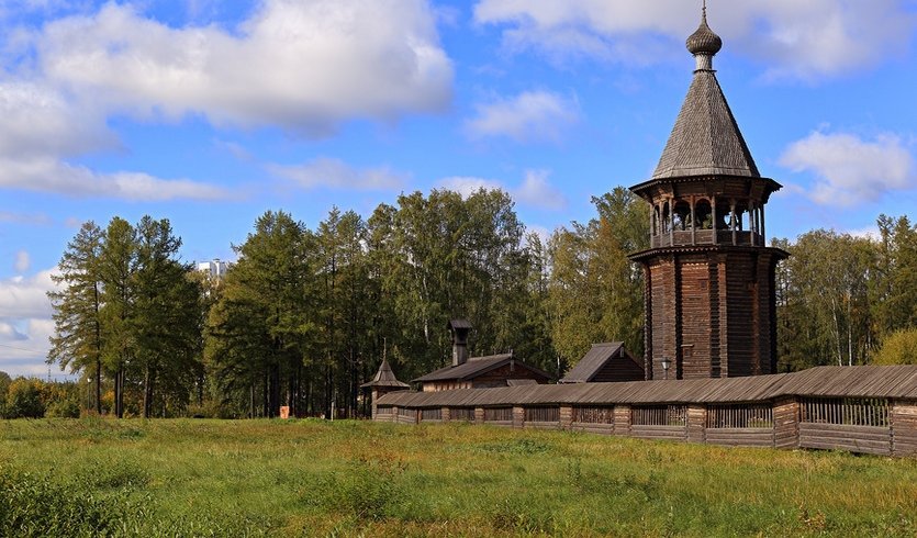 Богословка ул солнечная. Шатровые колокольни фото. Кладбище Богословка Пензенская область. Пруд дубовый Богословка.