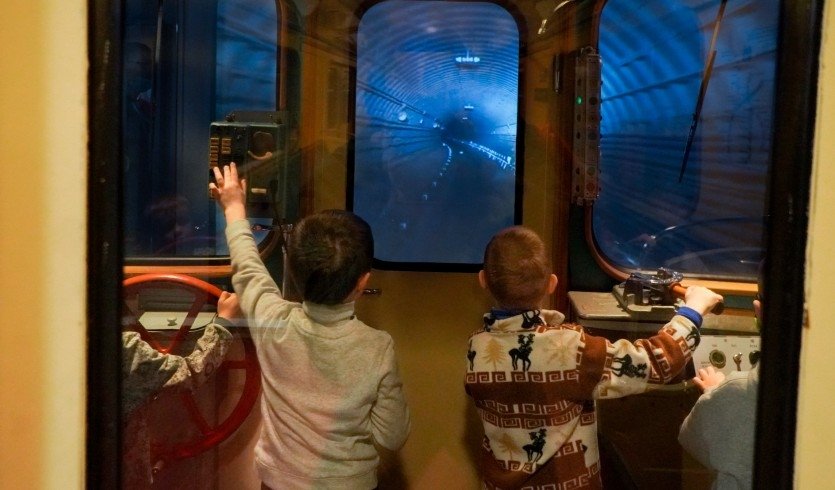 Музей метро – Сборные экскурсии, мастер-классы, квесты для школьников в Санкт-Петербурге от 350 рублей