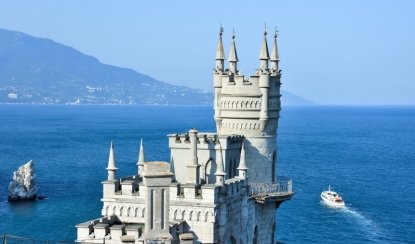 В Крым из Санкт-Петербурга (с экскурсиями) — фото №1 — Фотобанк Лори / Алексей Кокоулин В Крым из Санкт-Петербурга (с экскурсиями) — экскурсия для заказных групп