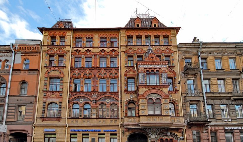 Архитектурные странности и изыски Петербурга — автобусная экскурсия от 990 руб.