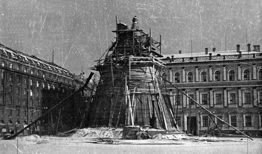 «Об этом забывать нельзя»: Блокадный Ленинград с VR-очками – автобусные экскурсии под заказ от 1000 рублей