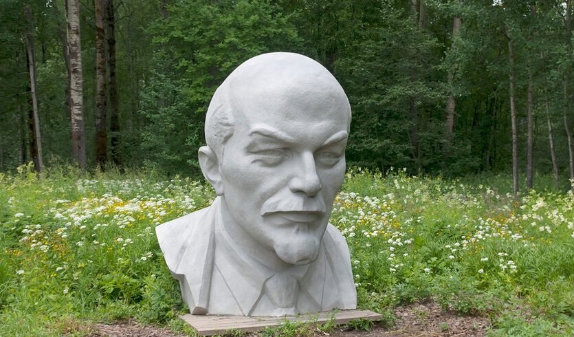 Шалаш В.И. Ленина (для заказных групп) – автобусные экскурсии для организованных групп