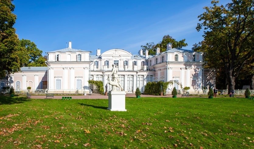 Петергофские каникулы, 8 дней (июнь-август) – сборные туры в Санкт-Петербург от 43150 рублей