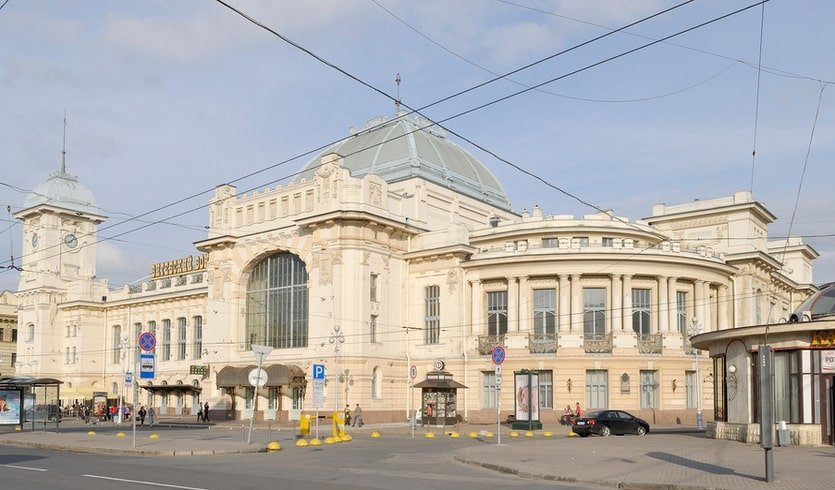 Модерн вокруг Загородного проспекта – пешеходные экскурсии для заказных групп от 290 рублей