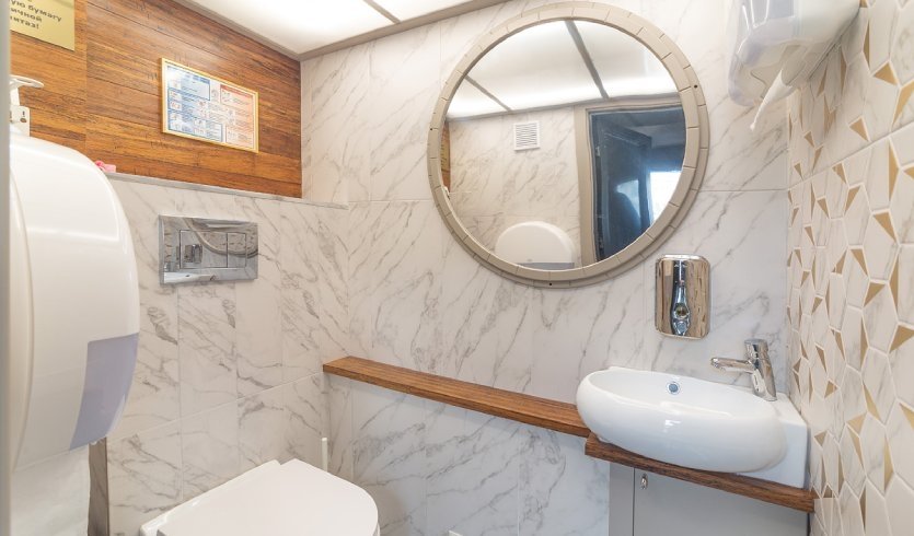 Теплоход «Амели» – аренда теплохода от 29000 рублей