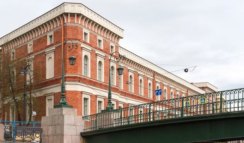 Краснофлотский мост и Крюковские казармы (Флотский экипаж) – пешеходные экскурсии от 600 рублей