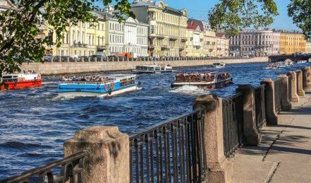 Чем заняться в Санкт-Петербурге в жаркую погоду