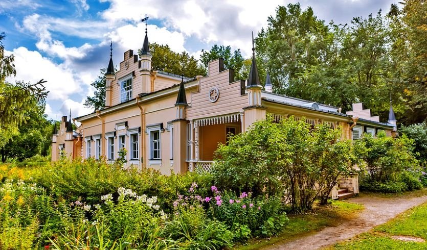 По окрестностям Извары (с посещением дома-музея Рериха) – фото №1 – Фотобанк Лори / Сергей Афанасьев По окрестностям Извары (с посещением дома-музея Рериха) – загородные экскурсии от 1600 рублей