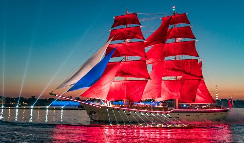 Шоу «Алые Паруса» с крыш Петербурга – фото №3 – Фотобанк Лори / Литвяк Игорь Шоу «Алые Паруса» с крыш Петербурга – по крышам Петербурга от 1500 рублей