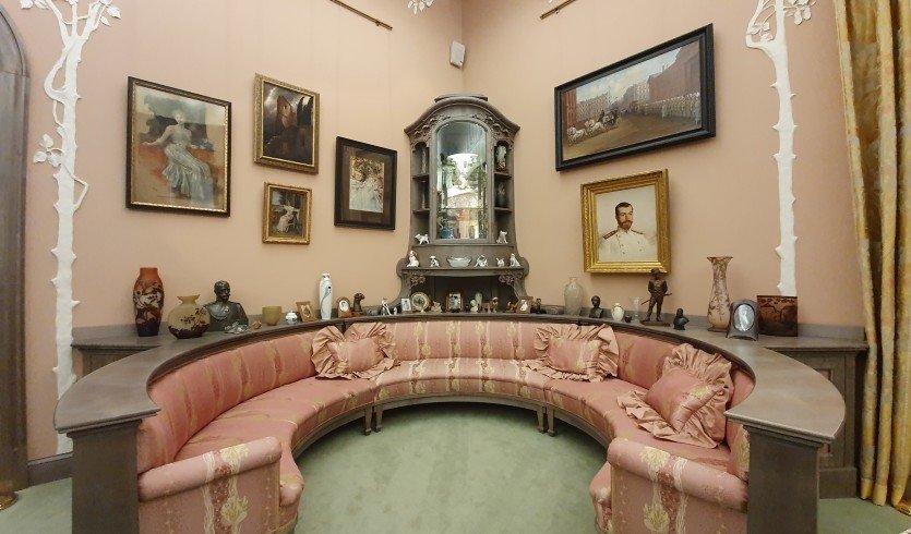 Александровский дворец и парк в Царском селе – экскурсии для организованных групп от 1470 рублей