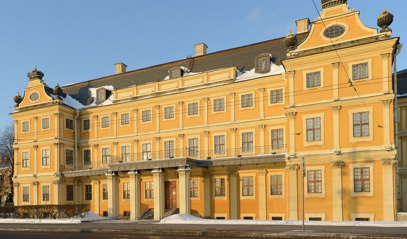 Меншиковский дворец – Туры в СПб от 20740