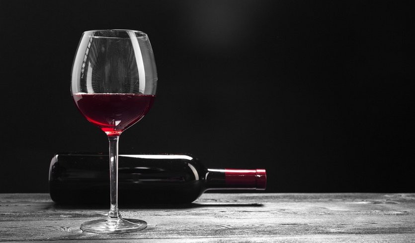 Бокал красного вина – интерьерные экскурсии от 3850 рублей