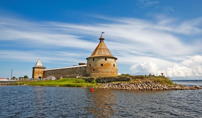 Орешек — Речные круизы от 58500 рублей 