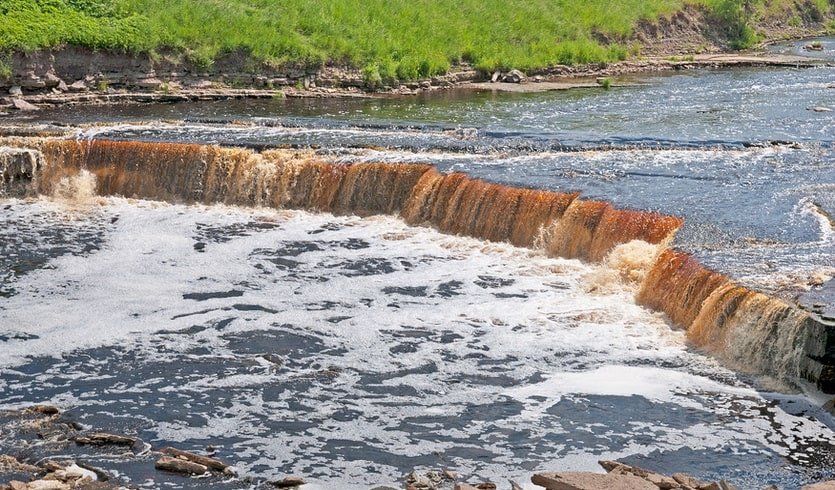 Экскурсионный поход в Саблино – фото №4 – Фотобанк Лори/ Румянцева Наталия Экскурсионный поход в Саблино – Пешеходные экскурсии