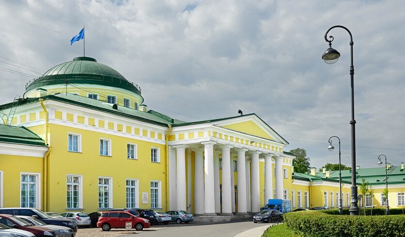 Полководец А. В. Суворов в Петербурге (для заказных групп) – автобусные экскурсии для организованных групп от 450 рублей