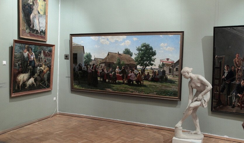 Краткий экскурс в историю античности (отдел слепков и парадные залы Академии художеств) — Музеи