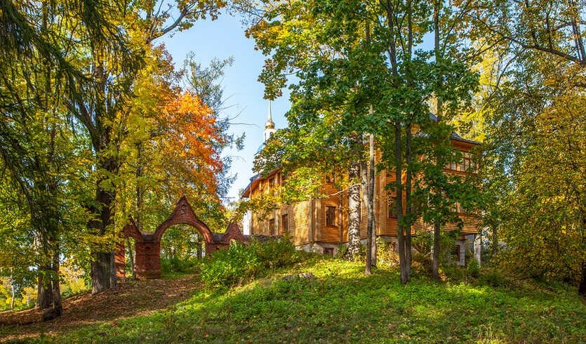 Дворянские усадьбы Лужской Швейцарии — Автобусные загородные