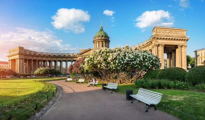 Дворцовый Петербург: обзорная экскурсия с посещением закрытого особняка — автобусная экскурсия от 1900 руб.